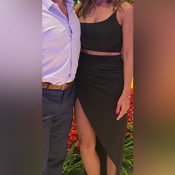 Revolve Superdown Lydia Maxi skirt set - Picture 2 of 4